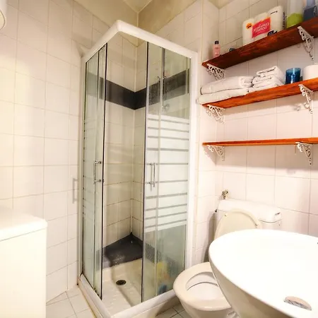Appartement Charming Appart Montmartre By Guestready